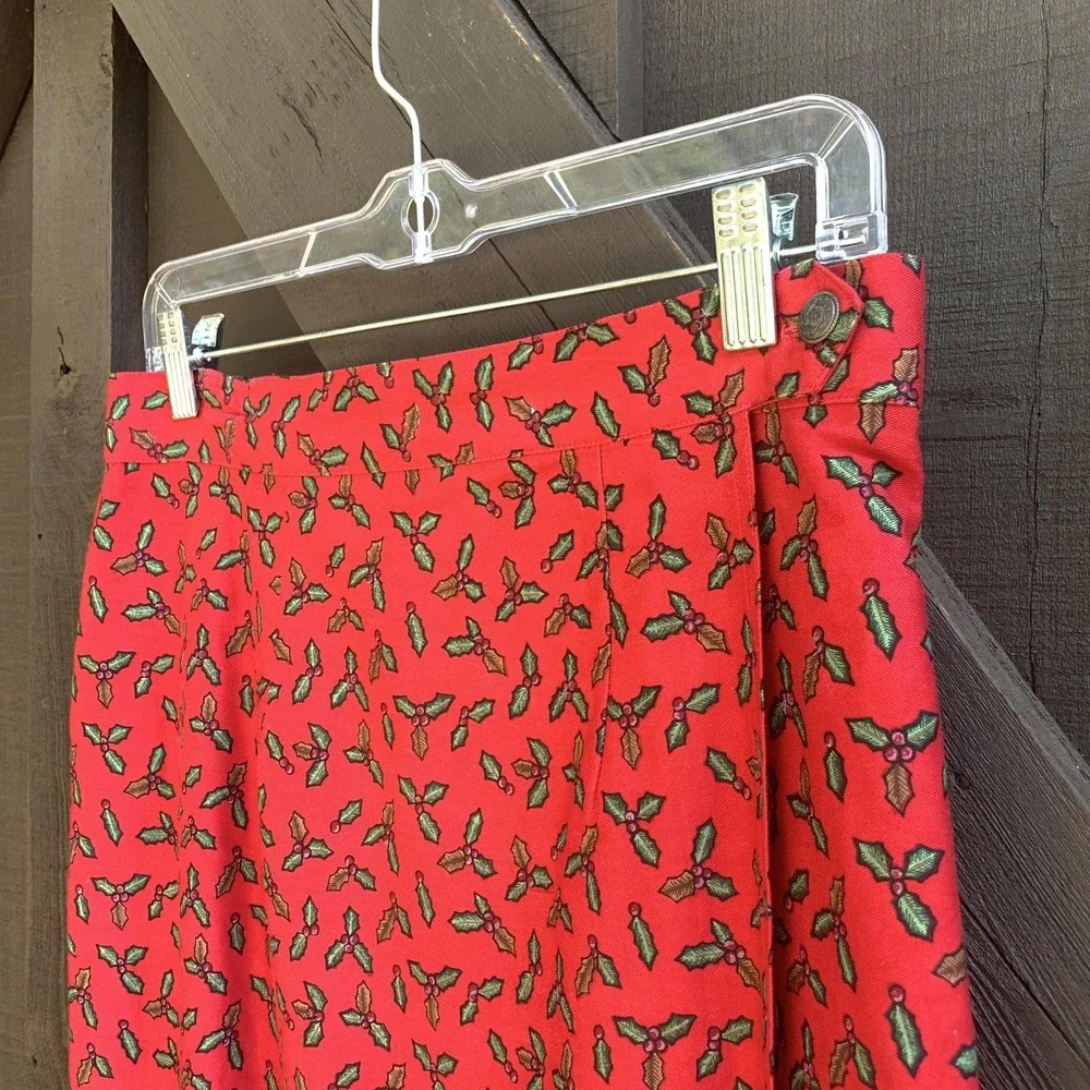 Sun River Skirt Womens Medium Red Christmas Holly Poinsettia Border Print Cotton
